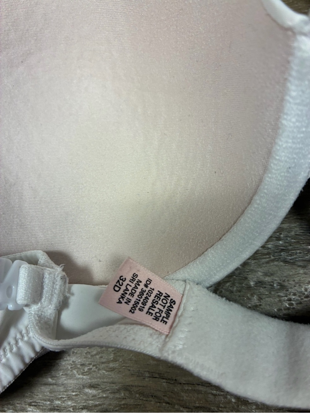 Victoria Secret PINK 2 Underwired Bras Lined Push Up Wear Everywhere - Picture 9 of 11